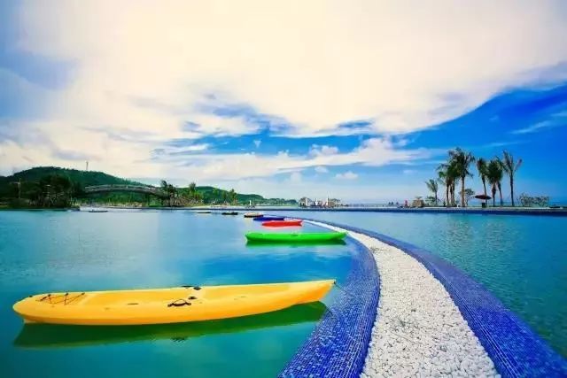 弄一个室外水上乐园,在野外制造一个水上乐园