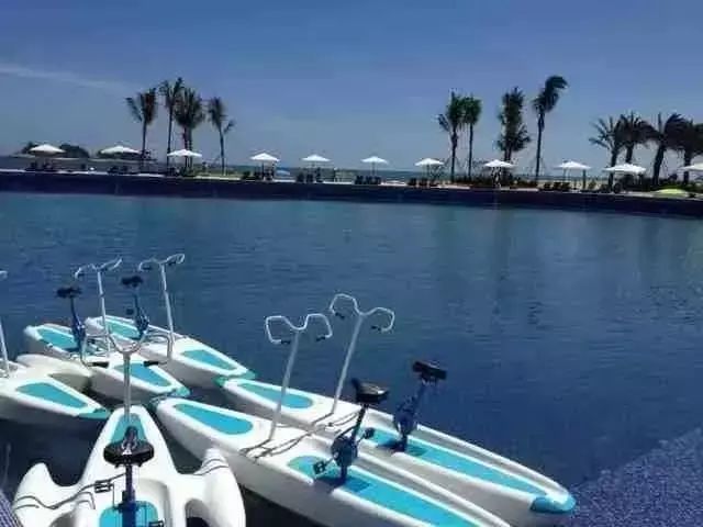 弄一个室外水上乐园,在野外制造一个水上乐园