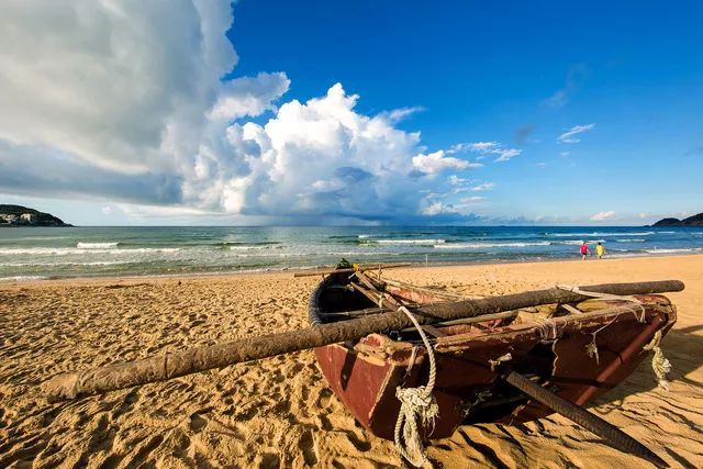 弄一个室外水上乐园,在野外制造一个水上乐园