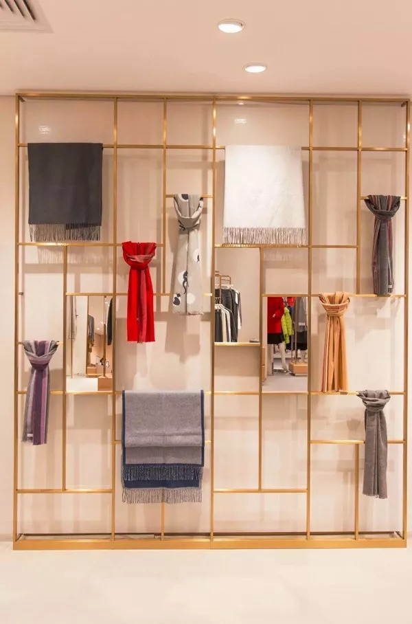 难过，我妈超爱的鄂尔多斯怎么变成这样了！