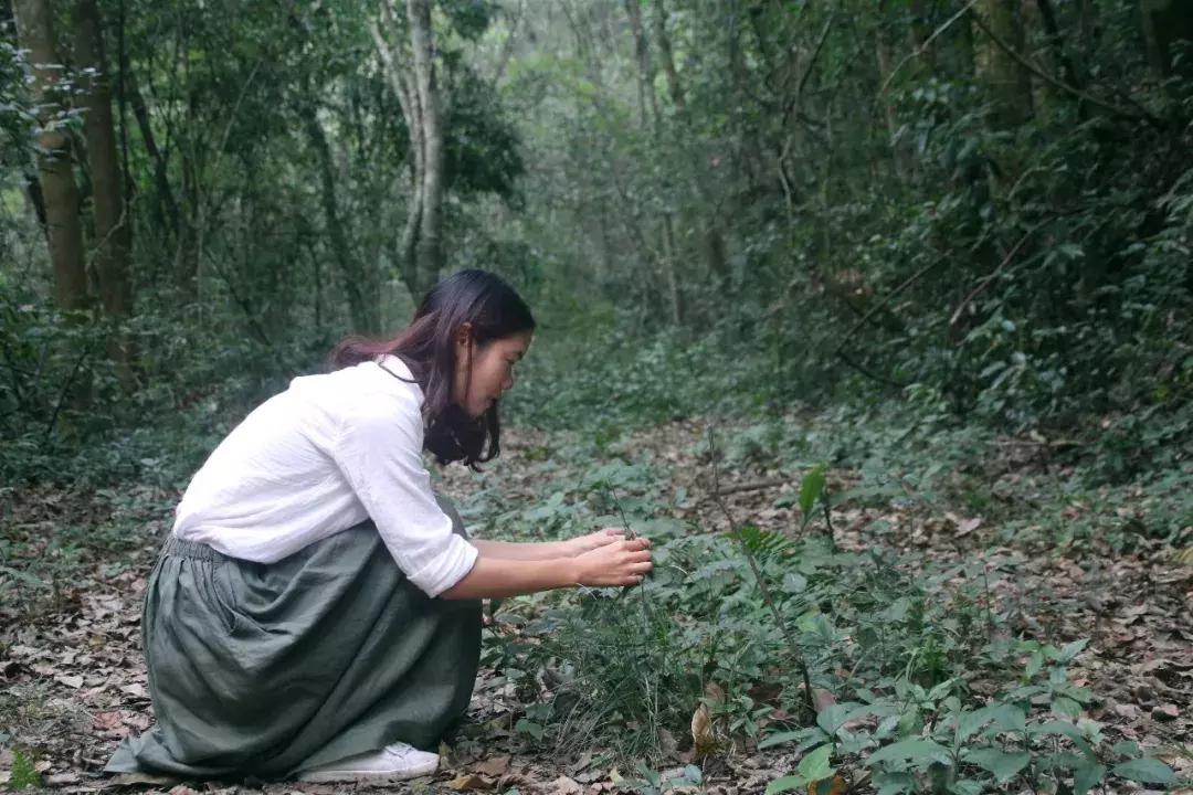 捡废弃东西做手工,32岁捡破烂