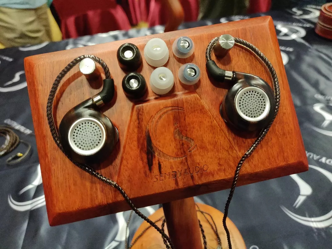 sendyaudio2018款,新款双声耳机