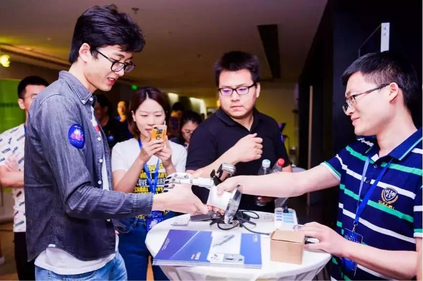 百度ai技术商业化的快车道,百度ai技术创新大赛