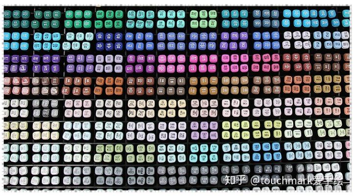 马克笔手绘动漫人物天官赐福,动漫人物马克笔手绘女生霸气