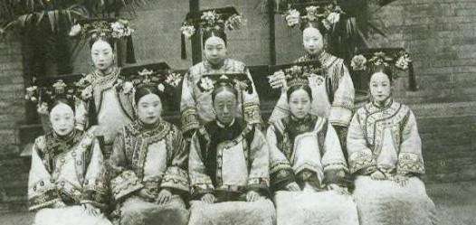 清朝包衣是怎样的群体,八旗包衣奴才中的大臣