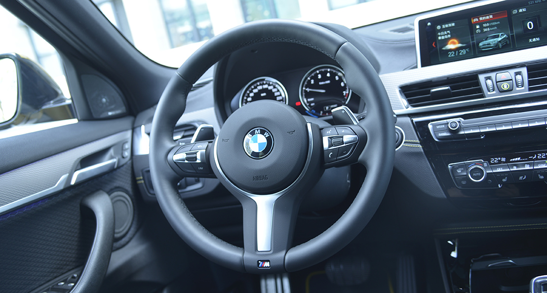 宝马x2试驾车真实感受,试驾bmw2系双门硬顶
