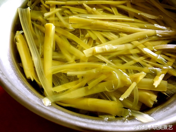 喝纯真芦笋汁不要钱哦！秘密在杏鲍茹芦笋里