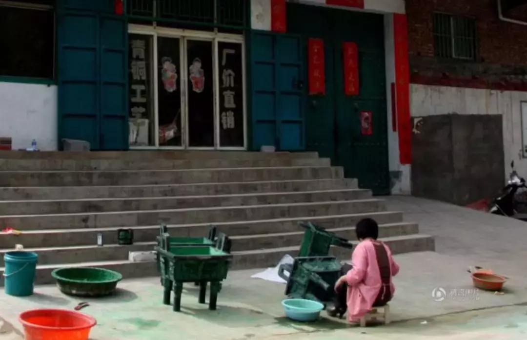 香奈儿和lv哪个假货多,香奈儿lv代购真假辨别