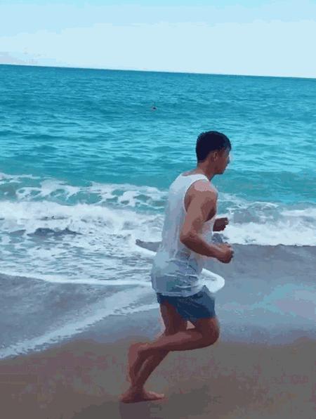 黄景瑜为什么那么迷人,网友怎么评价黄景瑜