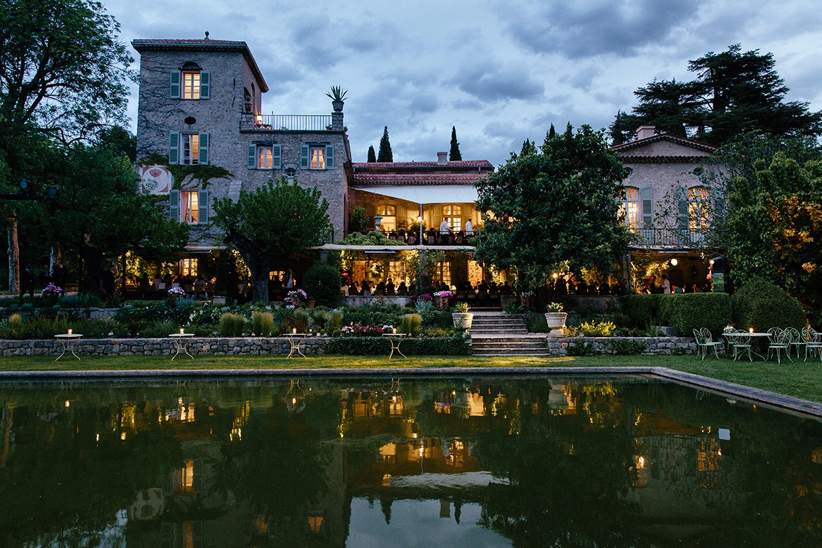 LV的手袋制作过程看不看?|LVMH又开始“*光脱**光”放飞自我了