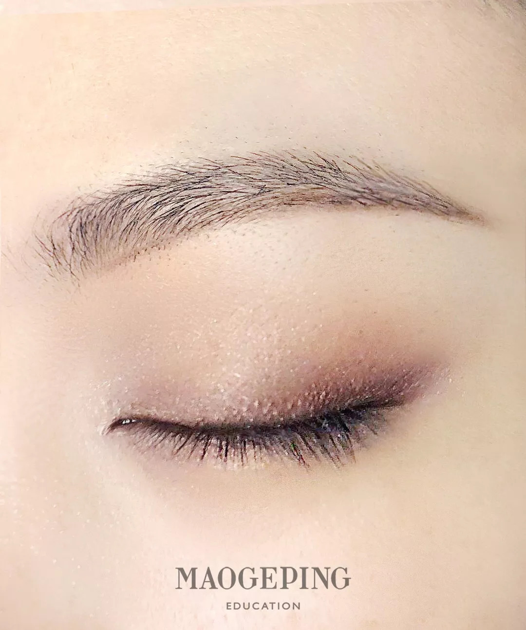 修眉画眉的正确方法,新手画眉修眉最简单方法