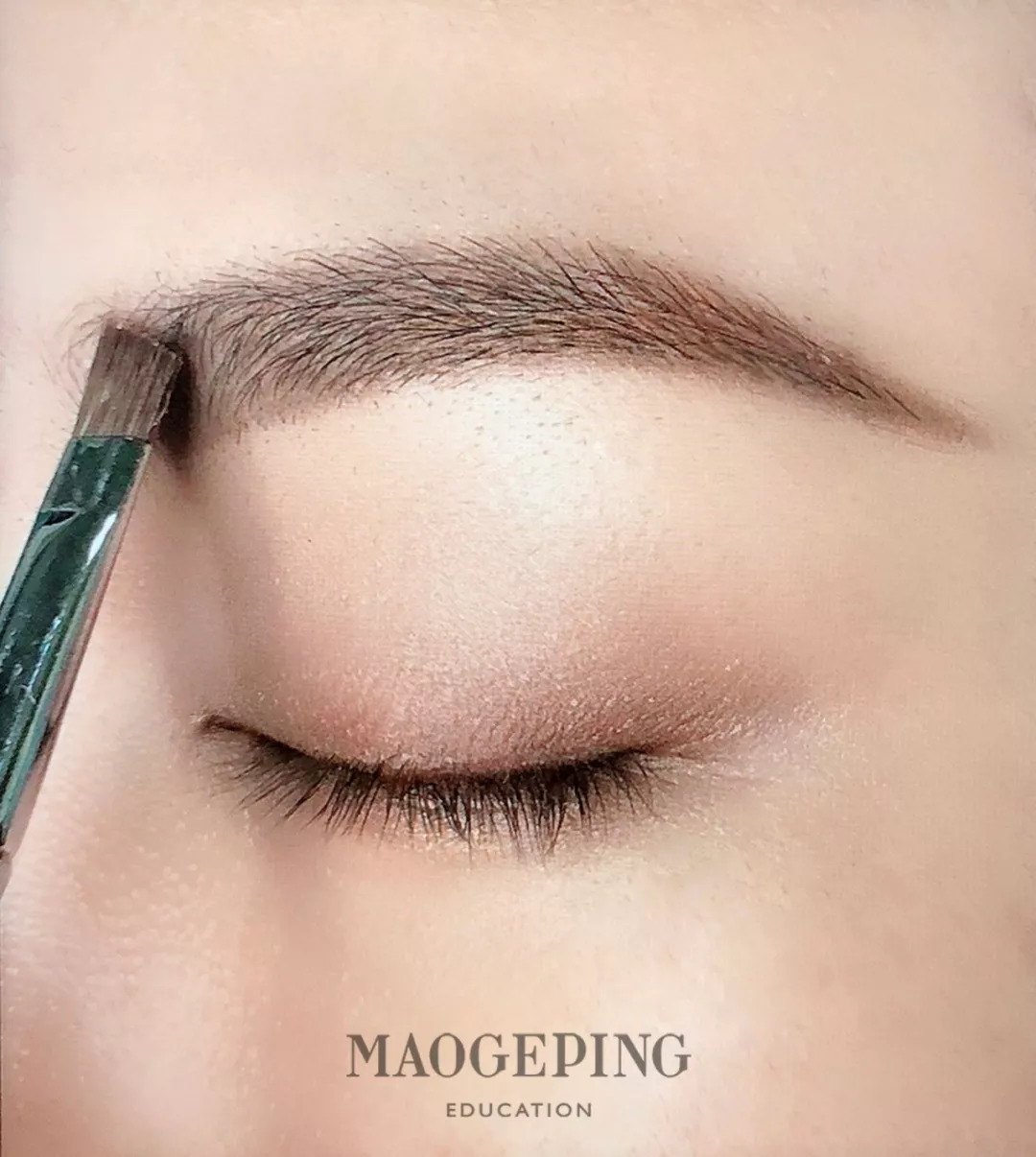 修眉画眉的正确方法,新手画眉修眉最简单方法