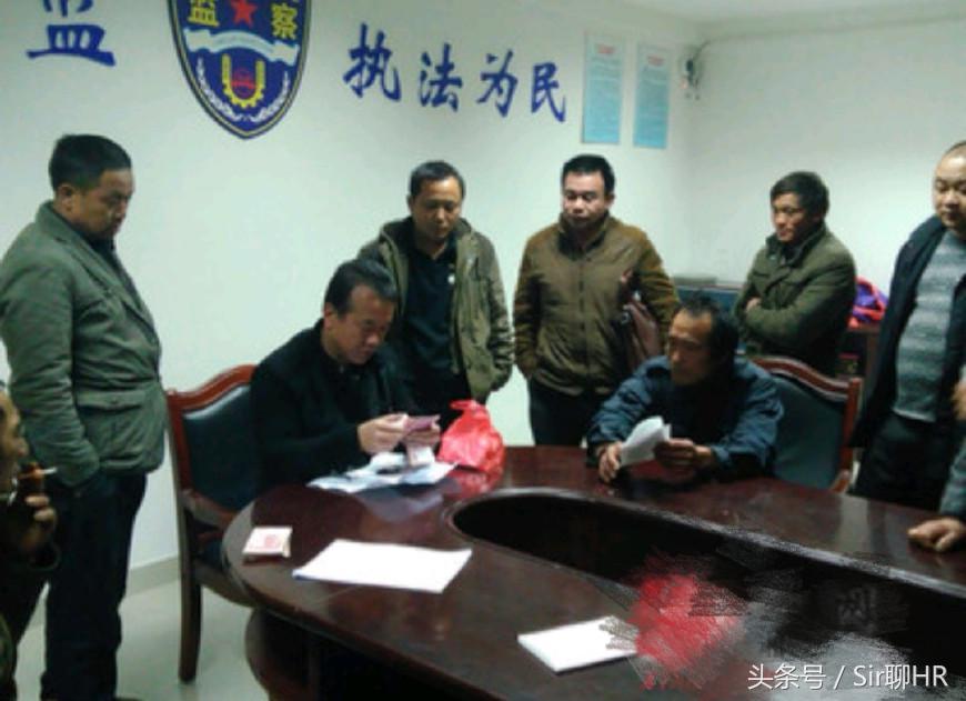 企业拖欠工资去拿公司电脑违法吗,企业拖欠工资报警有用吗