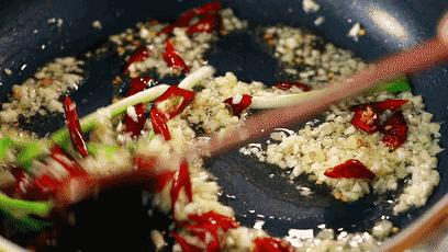 螺丝肥而不腻,螺蛳肥美季节