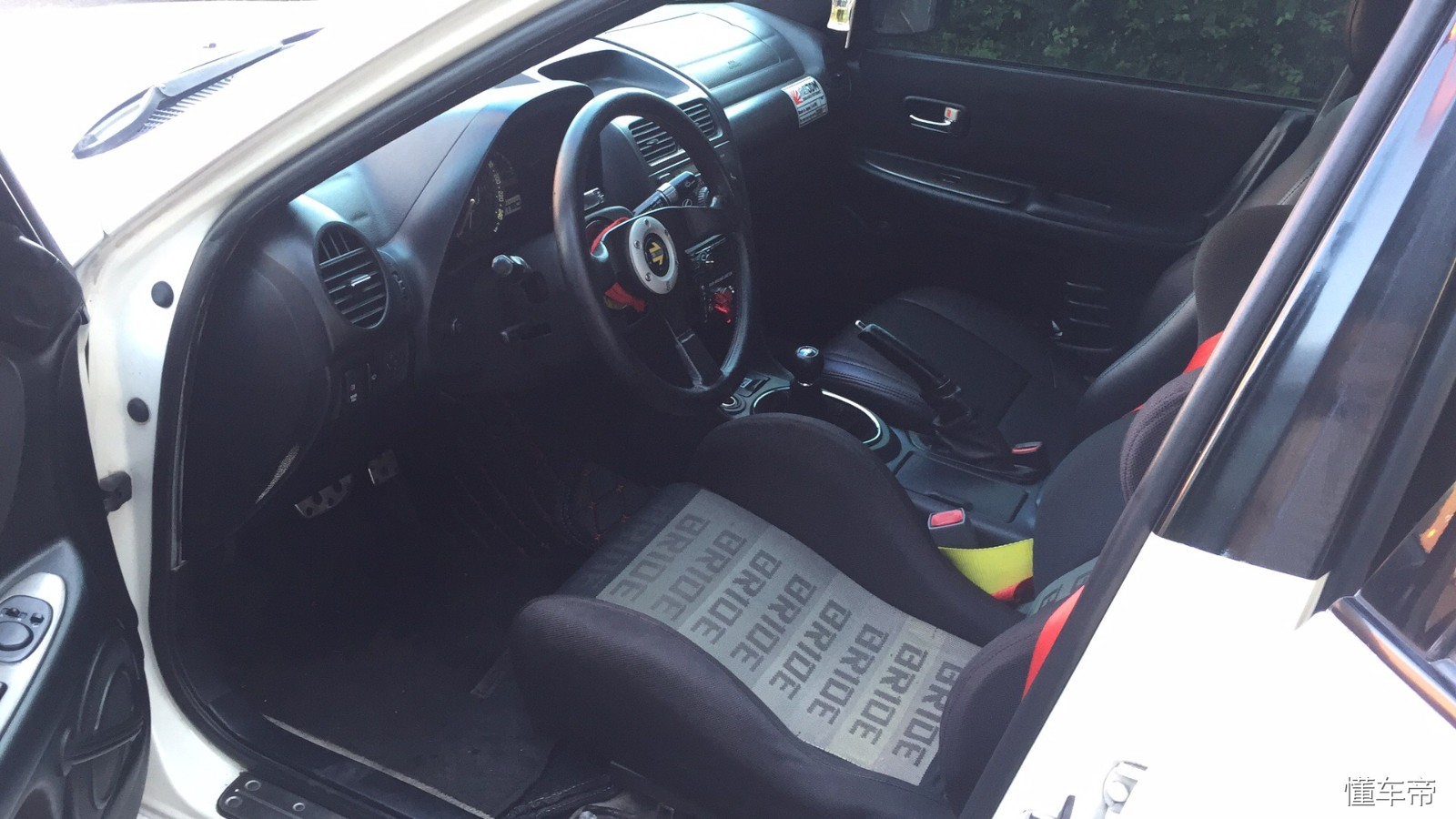 头文字d最恐怖的漂移,头文字d咬地鲨谁开的