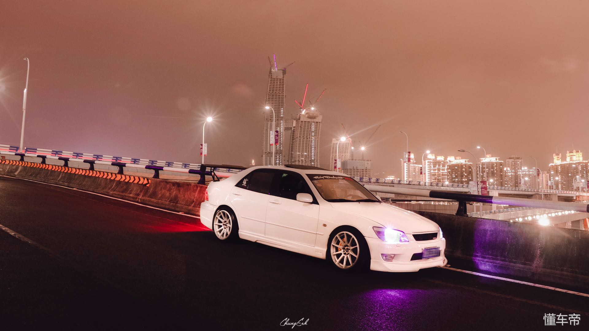 头文字d最恐怖的漂移,头文字d咬地鲨谁开的