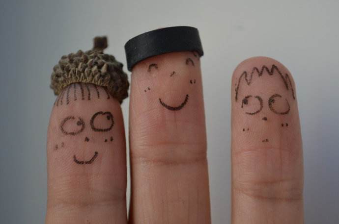 从手指看你是什么命,手指长短看人生运气