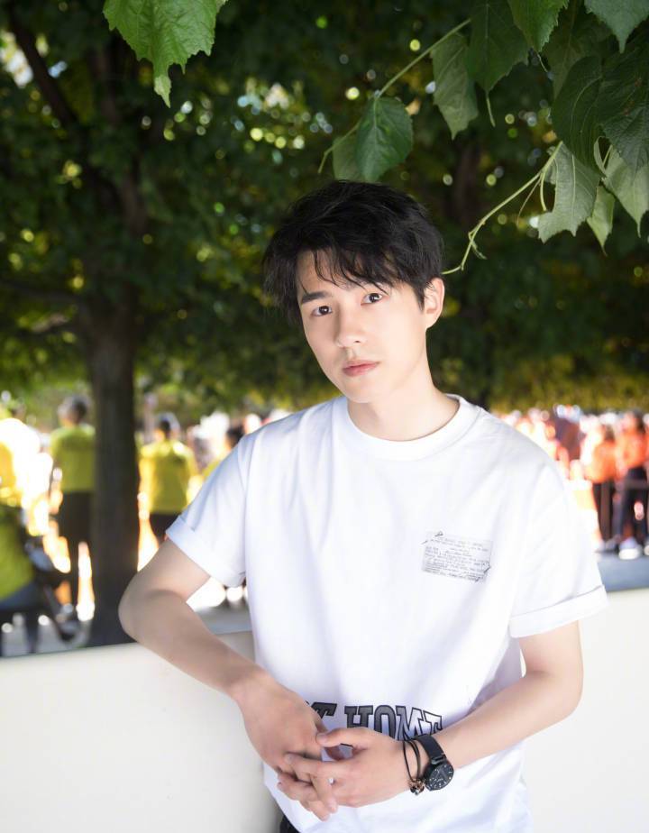 除了张子枫还有哪些明星,以前叫刘昊然的明星