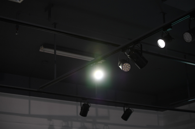 腾龙70-180f2.8镜头测评,腾龙长焦镜头70-180多少钱