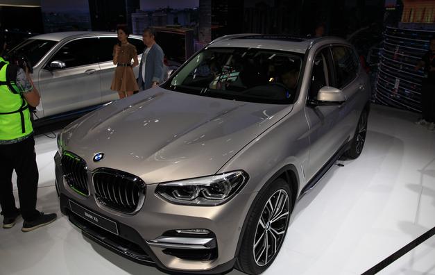 奔驰glc300奥迪q5l宝马x3哪个好,奥迪新q5和a6l怎么选择