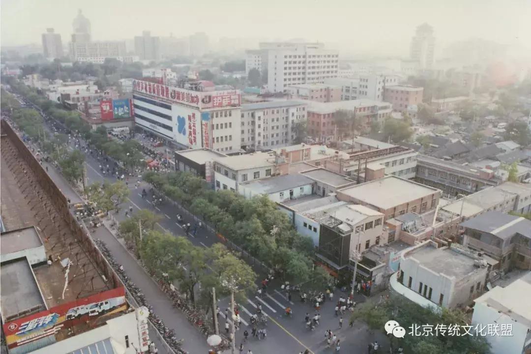 和我们一起逛西单,跟着我们一起去看夜景