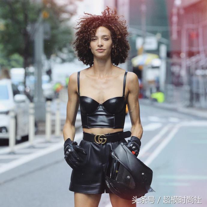 机车女孩杜卡迪1199,机车女孩杜卡迪比赛