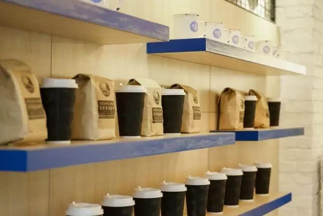 消失多年的永久牌自行车开了家咖啡馆，复古风格勾起无数网友情怀