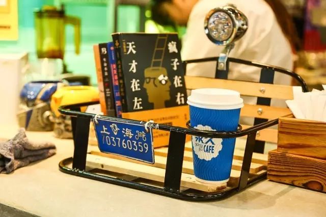 消失多年的永久牌自行车开了家咖啡馆，复古风格勾起无数网友情怀