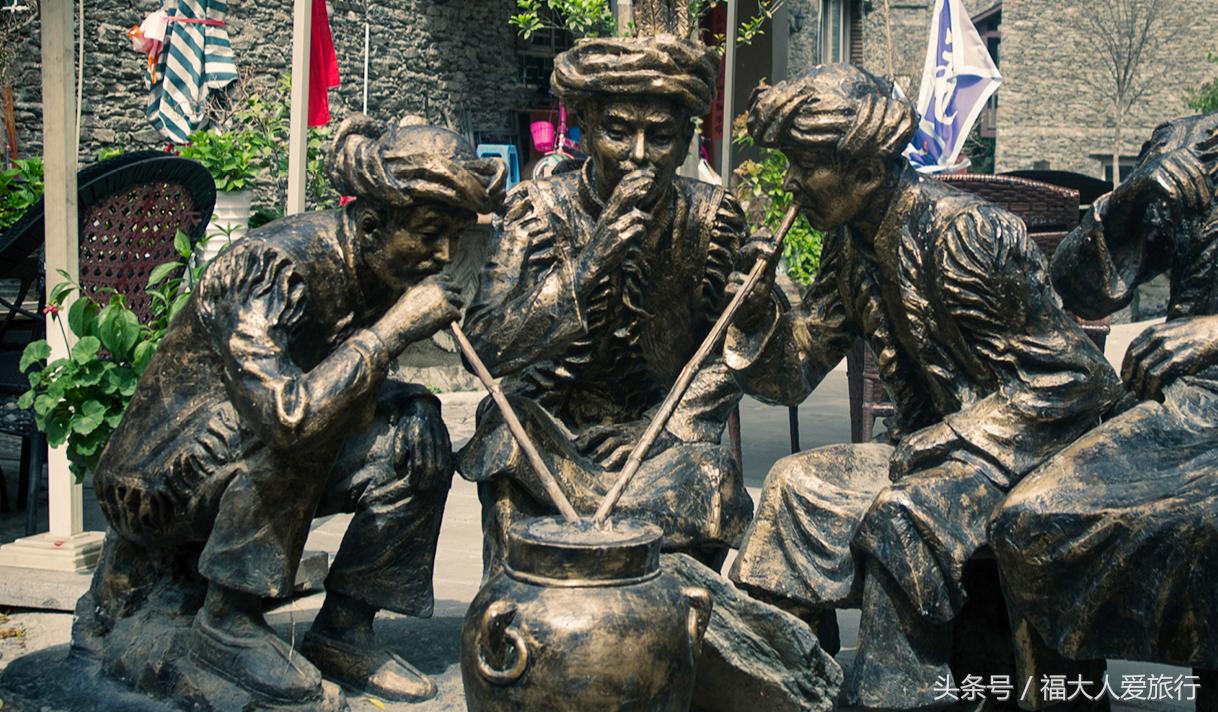 成都有哪些古堡景点好玩,距离成都20公里的这个千年古镇