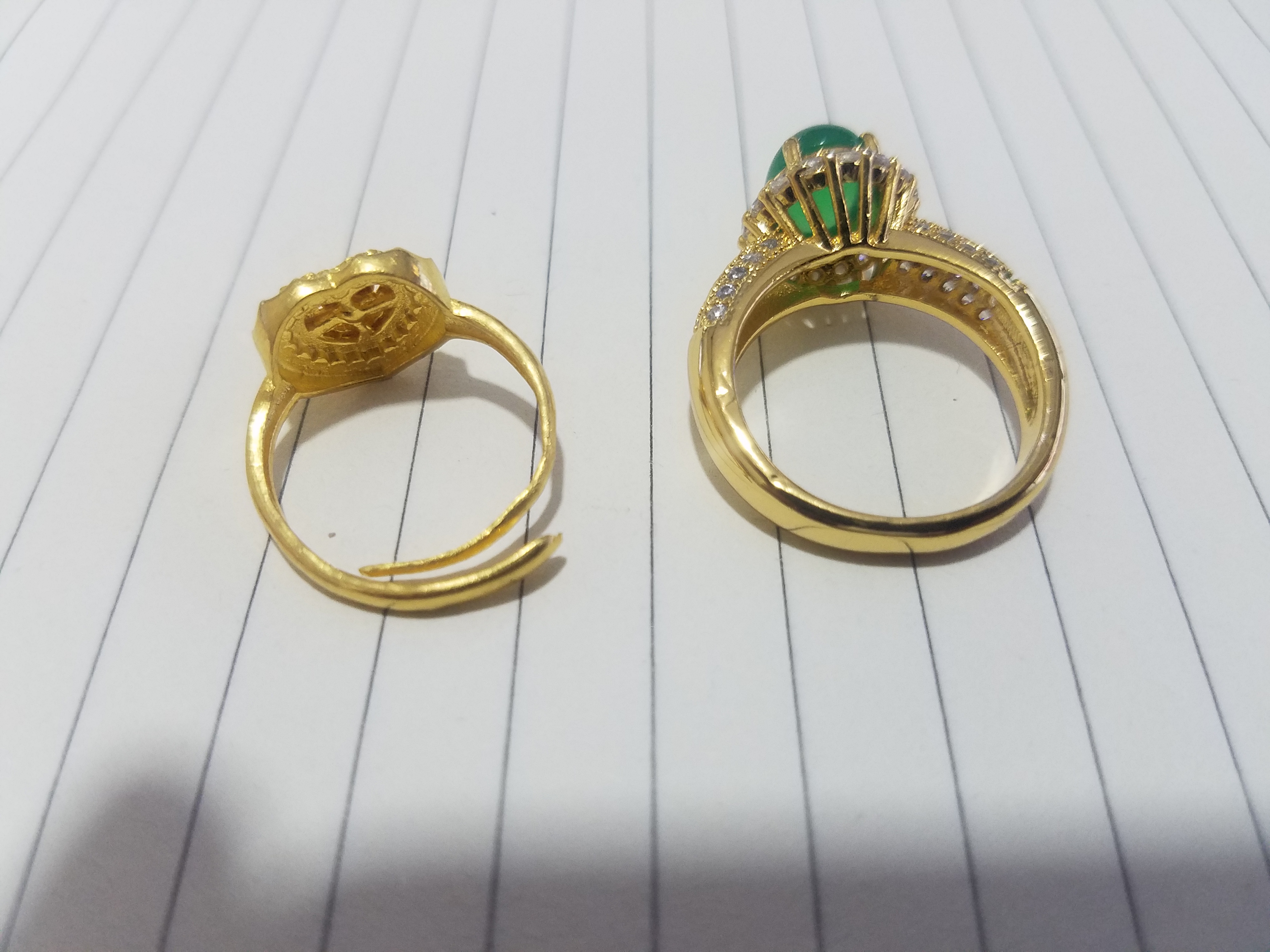 真假戒指钻石的区别图片,真假翡翠戒指对比