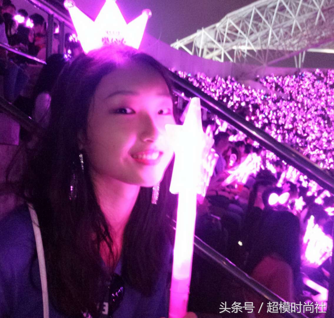 维秘面试PK过吴宜桦及一众外模，新秀贺楚妍，来头只是普通学生？