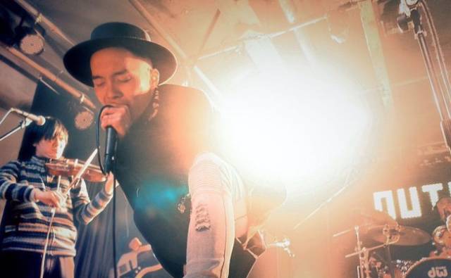 不负青春不负韶华砥砺前行,不负时光不负韶华砥砺前行