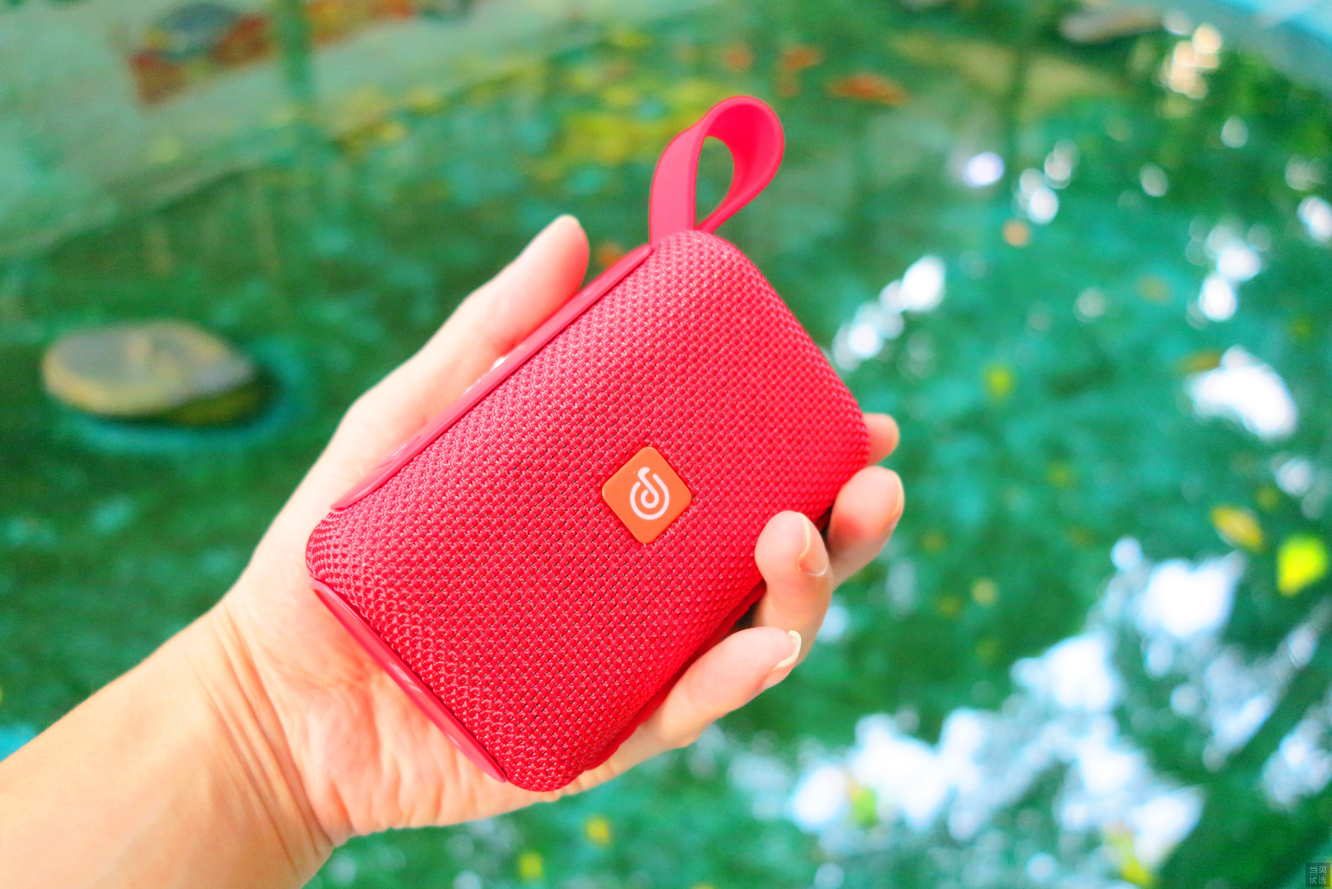 doss第五代蓝牙音箱,可携带式蓝牙音箱