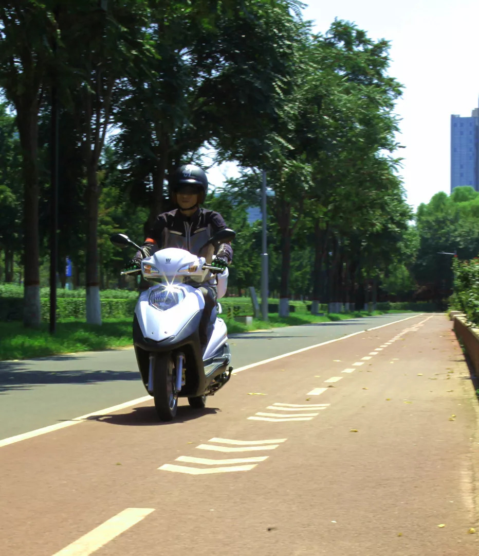 豪爵踏板摩托车vh125零售价多少,无痕测评豪爵vh150