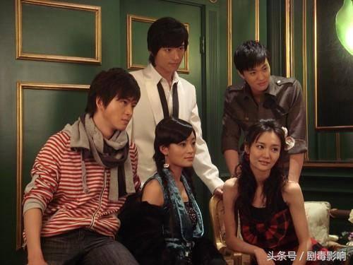 岩男郎出身曾被公司雪藏,与霍建华2度合作出演《如懿》圈粉无数