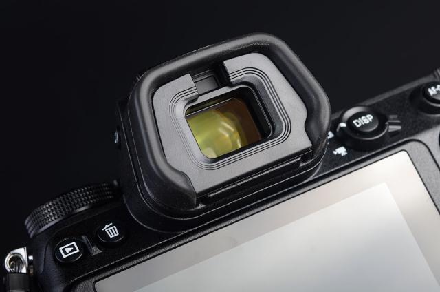 尼康z7配85mmf1.8与24-70mm,尼康z7ii和富士gfx50sii高感评测