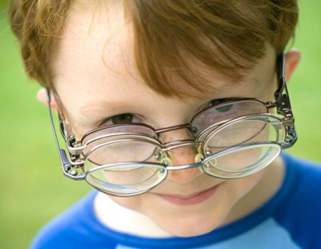 儿童近视矫正市场,央视报道近视治疗乱象