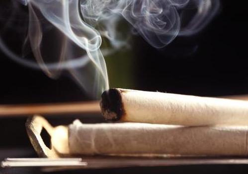 艾灸最常见的排病反应,艾灸时的各种灸感和排病反应