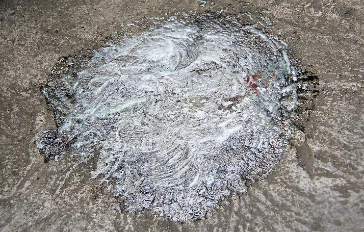 汽车养护小窍门搞笑,汽车油迹怎么清洁