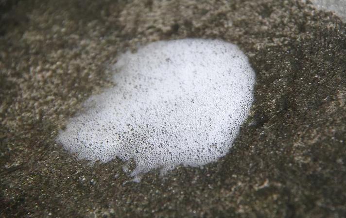 汽车养护小窍门搞笑,汽车油迹怎么清洁