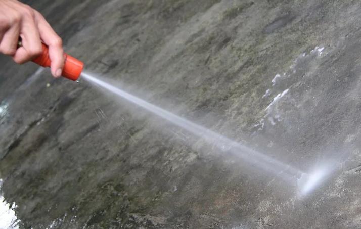 汽车养护小窍门搞笑,汽车油迹怎么清洁