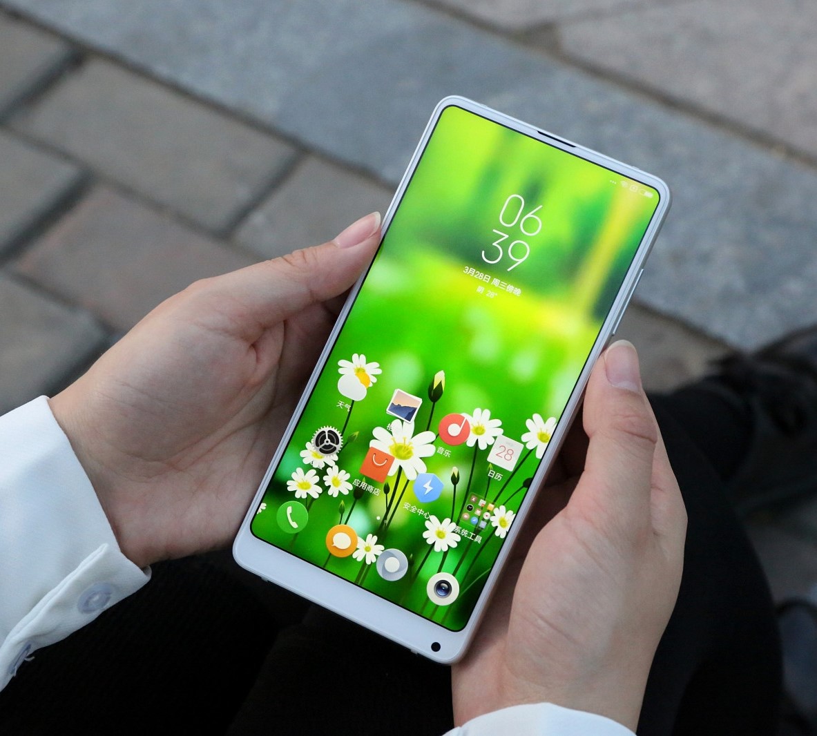 2019年了小米mix2s值得入手吗,小米mix2s在2020年还值得买吗