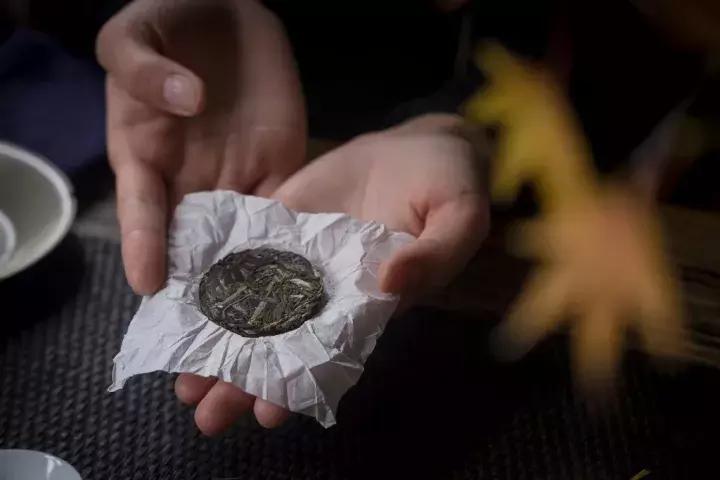 布朗山大树熟茶饼,布朗山大树茶饼