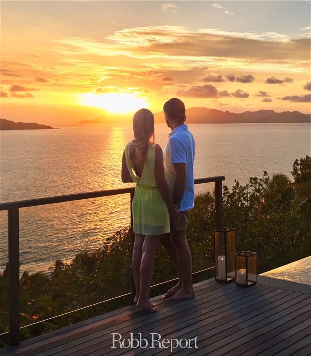 成都看世界主题酒店,东方甄选看世界酒店