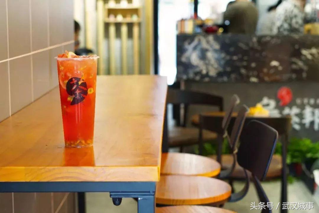 一杯茶饮的理想主义——乌茶邦