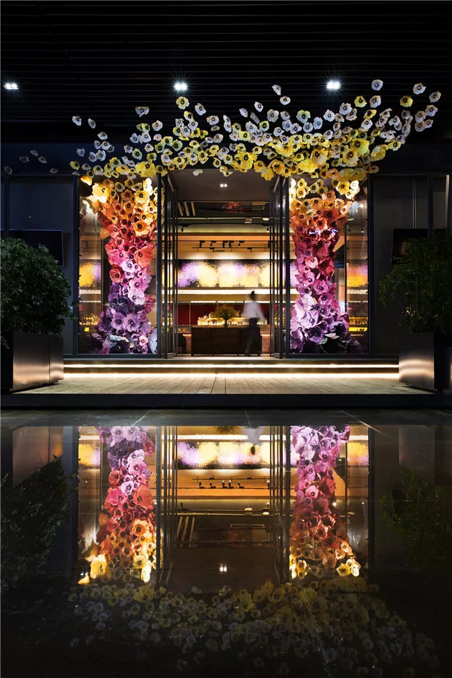 贝森豪斯｜绽放花园成都艺术餐厅，新时代的生活打卡圣地