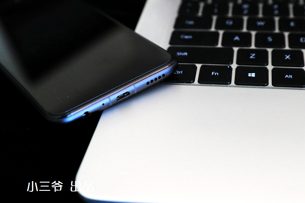 荣耀8xcpu双层是什么版本,荣耀8x屏闪吗