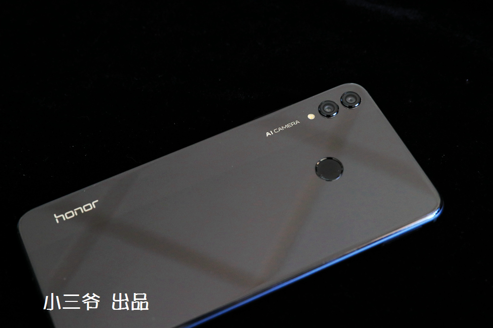 荣耀8xcpu双层是什么版本,荣耀8x屏闪吗