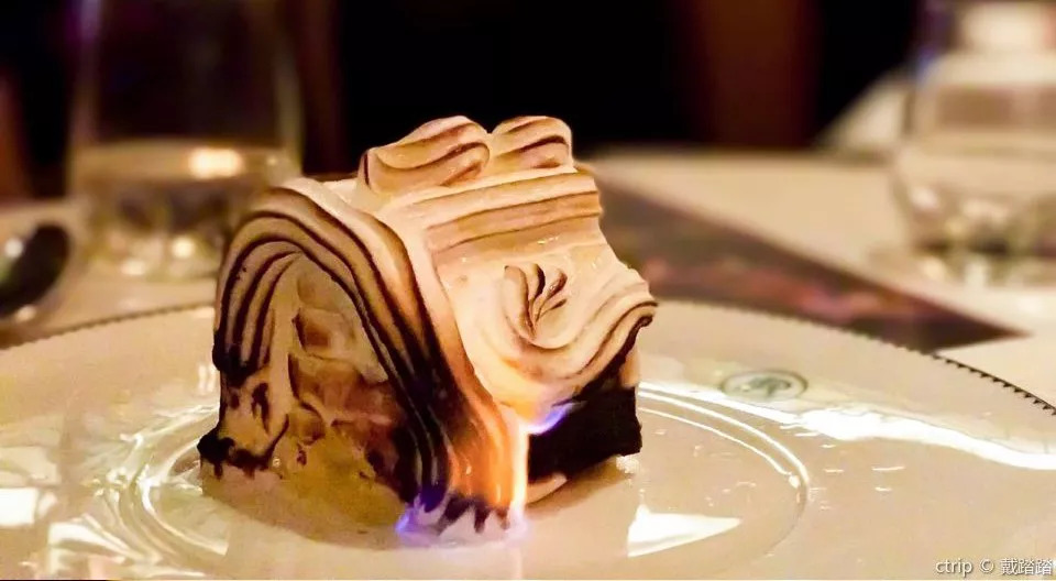 喜茶和迪士尼哪个好喝,迪士尼喜茶饮品价格表大全