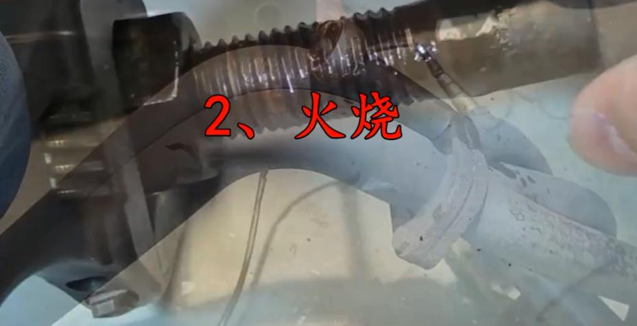 螺丝生锈拧不动教你一招轻松拧开,洗衣机螺丝生锈滑丝怎么拧下来